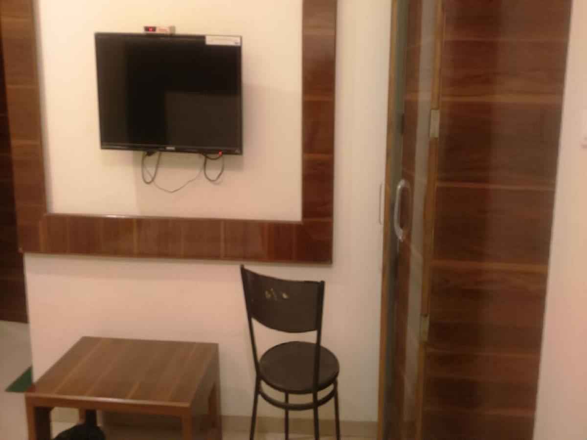 Hotel Shri Krishna Ширді Екстер'єр фото
