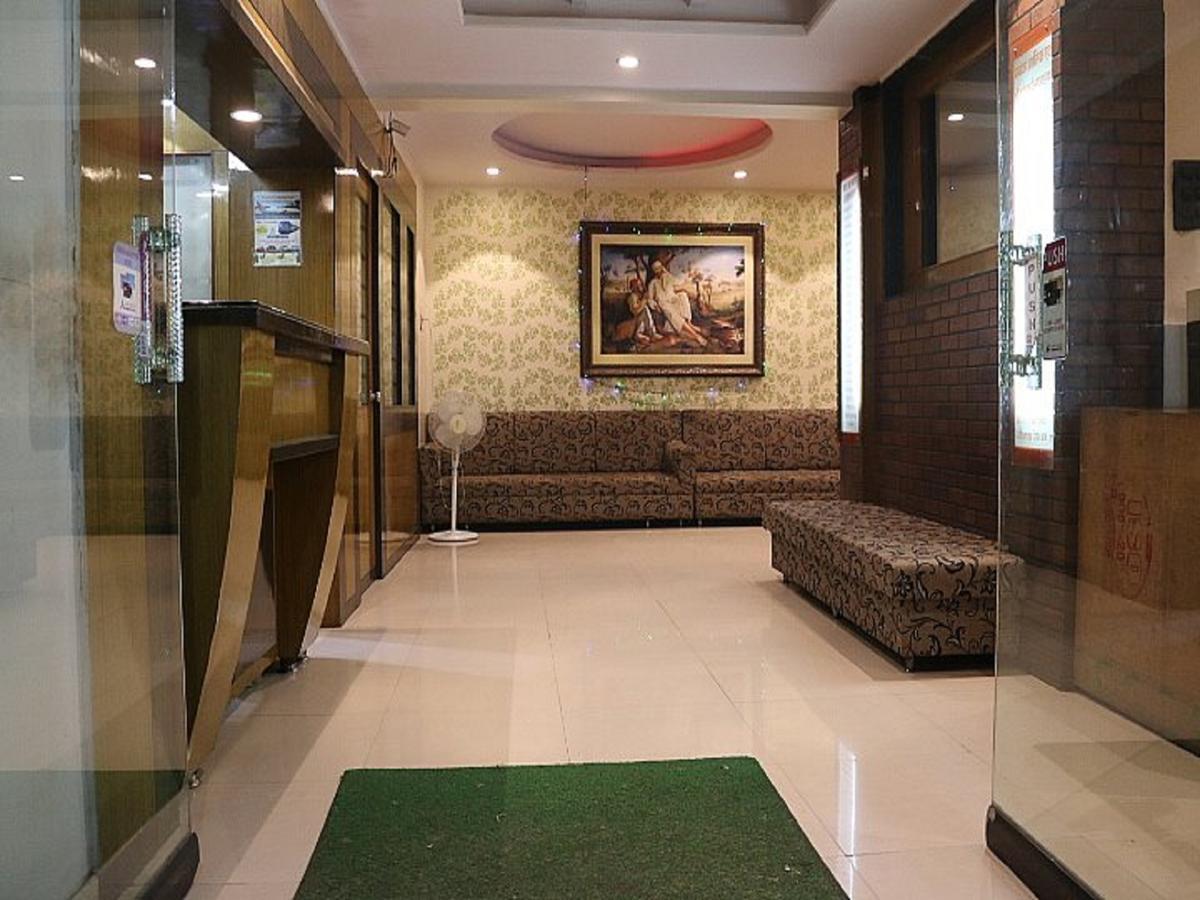 Hotel Shri Krishna Ширді Екстер'єр фото